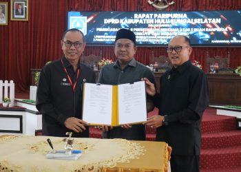 EKSEKUTIF DAN LEGISLATIF SETUJUI BERSAMA 2 RANPERDA MENJADI PERATURAN DAERAH
