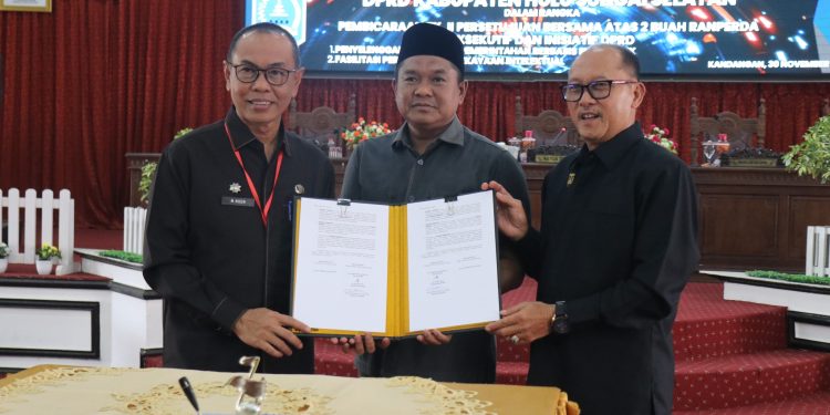 EKSEKUTIF DAN LEGISLATIF SETUJUI BERSAMA 2 RANPERDA MENJADI PERATURAN DAERAH