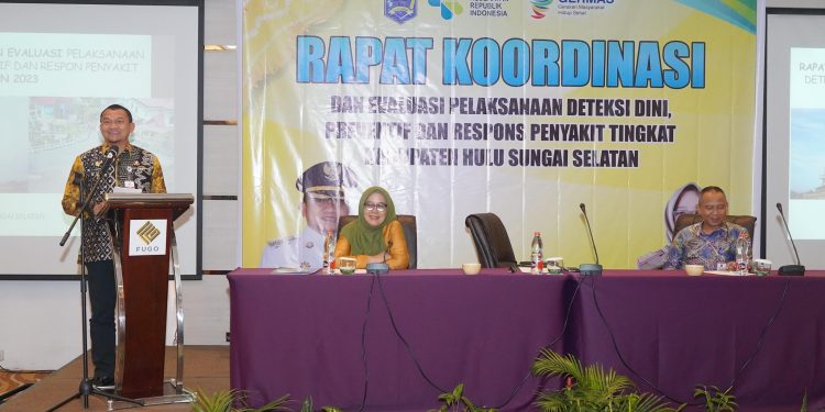 WUJUD NYATA PENINGKATAN KESEHATAN MASYARAKAT BUMI RAKAT MUFAKAT, PJ. BUPATI HSS BUKA RAKOOR DETEKSI DINI PENYAKIT MENULAR DAN TIDAK MENULAR