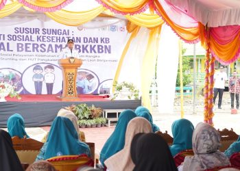 HADIRI BHAKTI SOSIAL DAN KB: PJ. BUPATI BERHARAP TERUS JALIN KOLABORASI DAN SINERGITAS BERSAMA DALAM PENANGANAN STUNTING