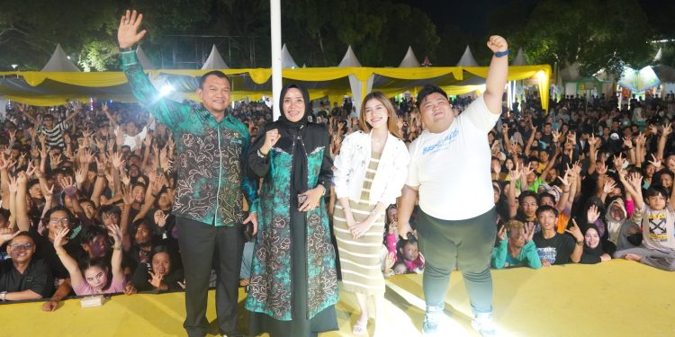 PJ BUPATI HSS DRS. H. HERMANSYAH M.M MENUTUP HSS EXPO 2023: MERIAH DAN SUKSES!