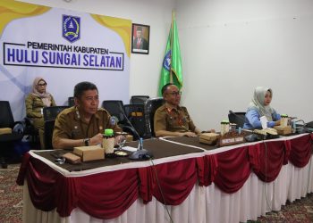 MENDEKATI PEMILU 2024, SEKDA KAB. HSS IKUTI WEBINAR NETRALITAS ASN