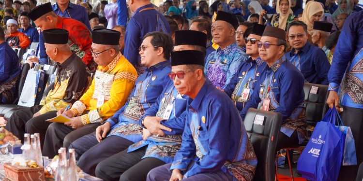 PJ. BUPATI HSS HADIRI PUNCAK PERINGATAN HUT KABUPATEN HST KE-64