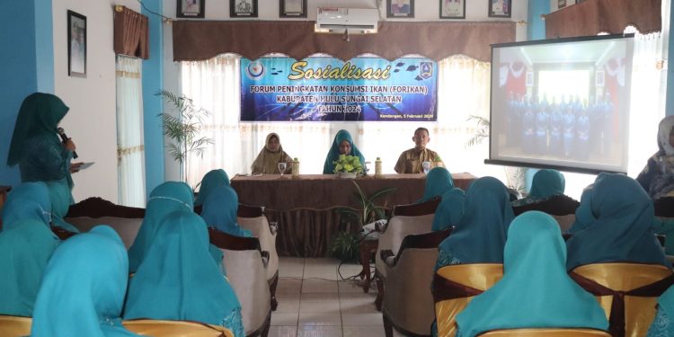 TINGKATKAN GIZI MASYARAKAT, PJ KETUA TP PKK KAB HSS HADIRI SOSIALISASI FORIKAN