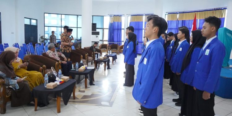 KUKUHKAN KM HSS 2023/2024 UIN BANJARMASIN, PJ. BUPATI BERHARAP AGAR SELALU SOLID DAN JAGA KEBERSAMAAN