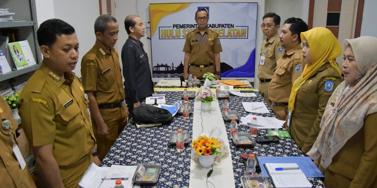 SEKDA KAB HSS PIMPIN RAKOR MINGGUAN TIM PENGENDALIAN INFLASI DAERAH (TPID)