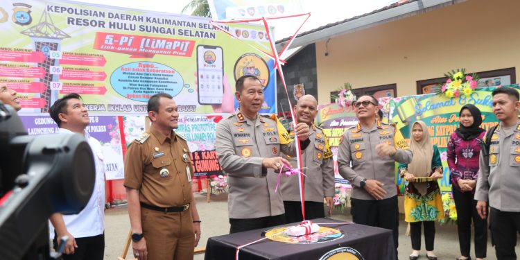 PJ BUPATI HSS BESERTA JAJARAN FORKOPIMDA KAB. HSS SAMBUT KEDATANGAN KUNKER KAPOLDA KALSEL DI BUMI RAKAT MUFAKAT