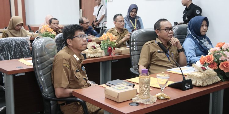 SEKDA HSS IKUTI RAPAT KOORDINASI PENCEGAHAN DAN PEMBERANTASAN KORUPSI BERSAMA KPK RI SECARA VIRTUAL