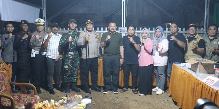 PASTIKAN KESIAPAN KPPS DAN KELANCARAN PENDSITRIBUSIAN LOGISTIK, PJ. BUPATI HSS BERSAMA FORKOPIMDA KEMBALI BEGERAK KAWAL KESIAPAN PEMILU MENUJU DEMOKRASI YANG TANGGUH