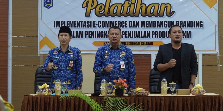 PJ BUPATI HSS DORONG PENINGKATAN PENJUALAN PRODUK UMKM MELALUI PELATIHAN E-COMMERCE DAN MEMBANGUN BRANDING