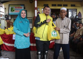 TURKAM TIGA KECAMATAN DAHA PJ. BUPATI HSS MENYERAHKAN 1500 BANTUAN SOSIAL