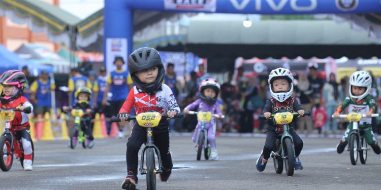 EVENT PERTAMA DI BANUA 6: OPEN RACE ANIVESARACE PUSHBIKE PAHULUAN, SUKSES MENYAMBUT PESERTA DARI BERBAGAI PROVINSI
