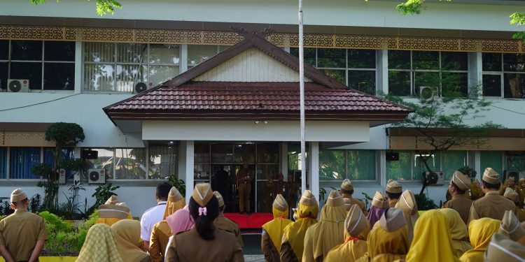 GILIRAN DINAS PUTR JADI PANLAK APEL GABUNGAN PEMKAB HSS