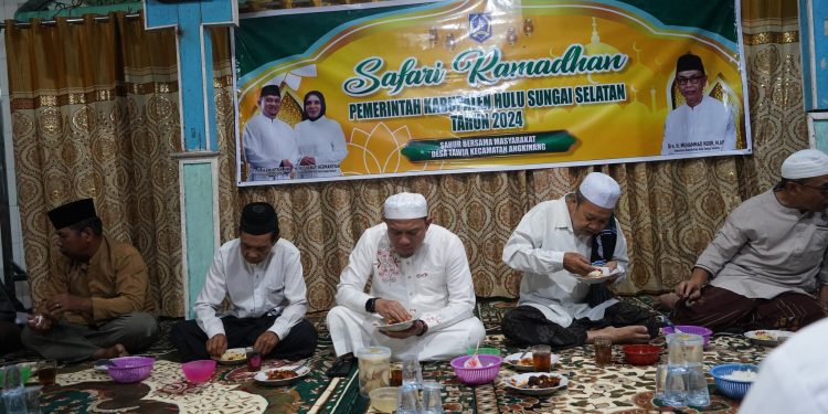 PELUKAN WAKTU SUBUH: SYAHDU SAFARI SAHUR PEMKAB. HSS DAN DESA TAWIA MERAJUT KISAH KEHARMONISAN