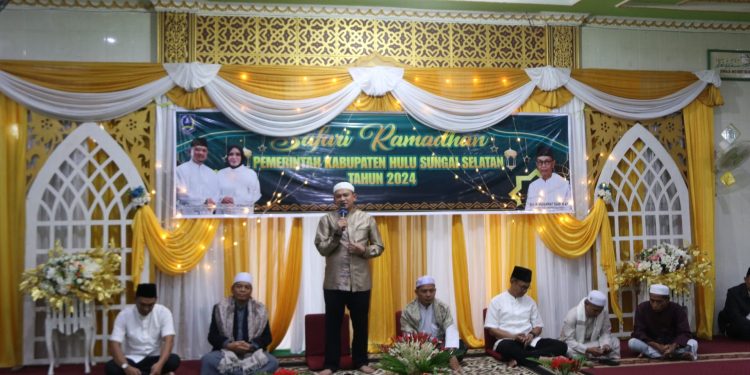 SEMARAK BULAN SUCI RAMADHAN 1445 HIJRIAH, PJ. BUPATI HSS KUNJUNGI DESA HAKURUNG PADA SAFARI RAMADHAN KE-8