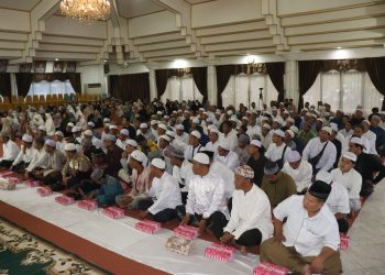 RATUSAN GURU TKA / TPA BKPRMI SE-HSS IKUTI BUKA PUASA BERSAMA PJ. BUPATI