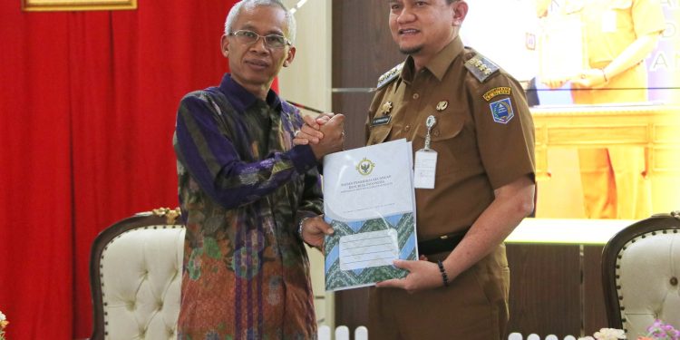 PJ BUPATI H. HERMANSYAH HADIRI SUPERVISI DAN EXIT MEETING PEMERIKSAAN RINCI OLEH BPK RI PROVINSI KALSEL