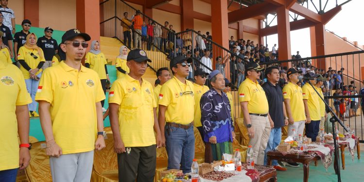 PJ BUPATI HSS MEMBUKA SECARA RESMI LIGA SEPAK BOLA U-19 PIALA BUPATI HSS MUSIM 2024