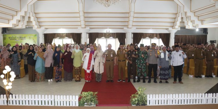 PUNCAK PERINGATAN HARI KARTINI KAB HSS