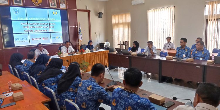 SEKDA BUKA DISKUSI DAK DAN DD, KERJASAMA BPPKBD HSS DENGAN KPPN BARABAI