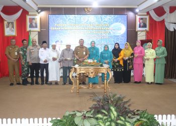 HADIRI PUNCAK PERINGATAN HKG KE-52, PJ. BUPATI HSS HARAPKAN SEMANGAT PENGEMBANGAN KREASI DAN KREATIVITAS DALAM PEMBERDAYAAN KELUARGA