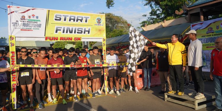PJ BUPATI HSS LEPAS PESERTA FUN RUN 5K CABOR TARKAM