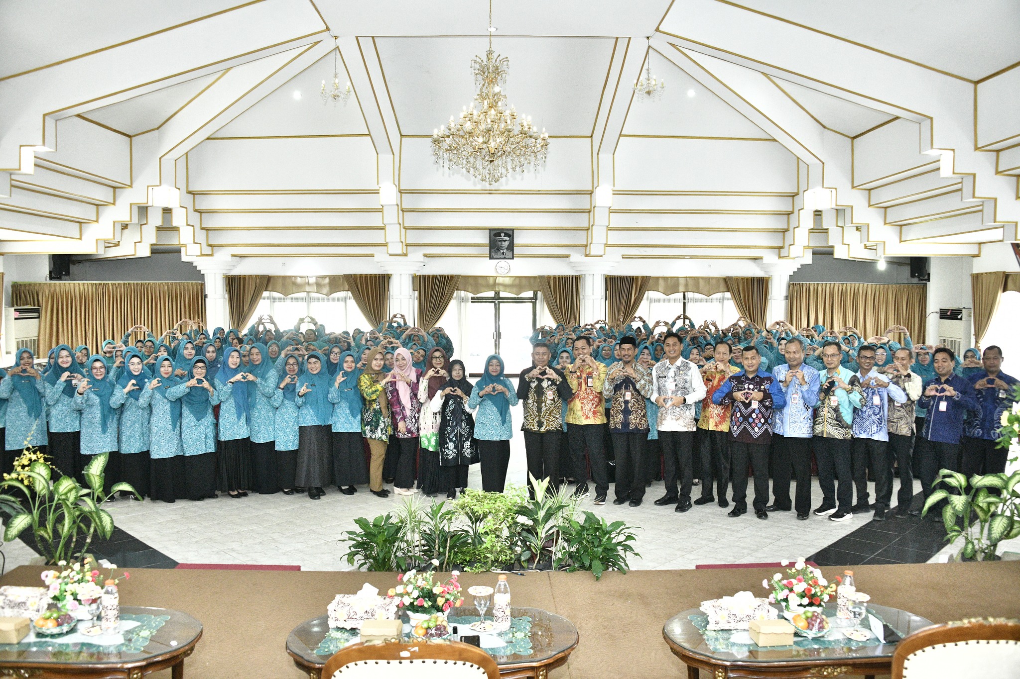 PEMKAB HSS GELAR PELATIHAN KELOMPOK DASA WISMA, PERKUAT PERAN KADER PKK DALAM PEMBANGUNAN KELUARGA DAN MASYARAKAT