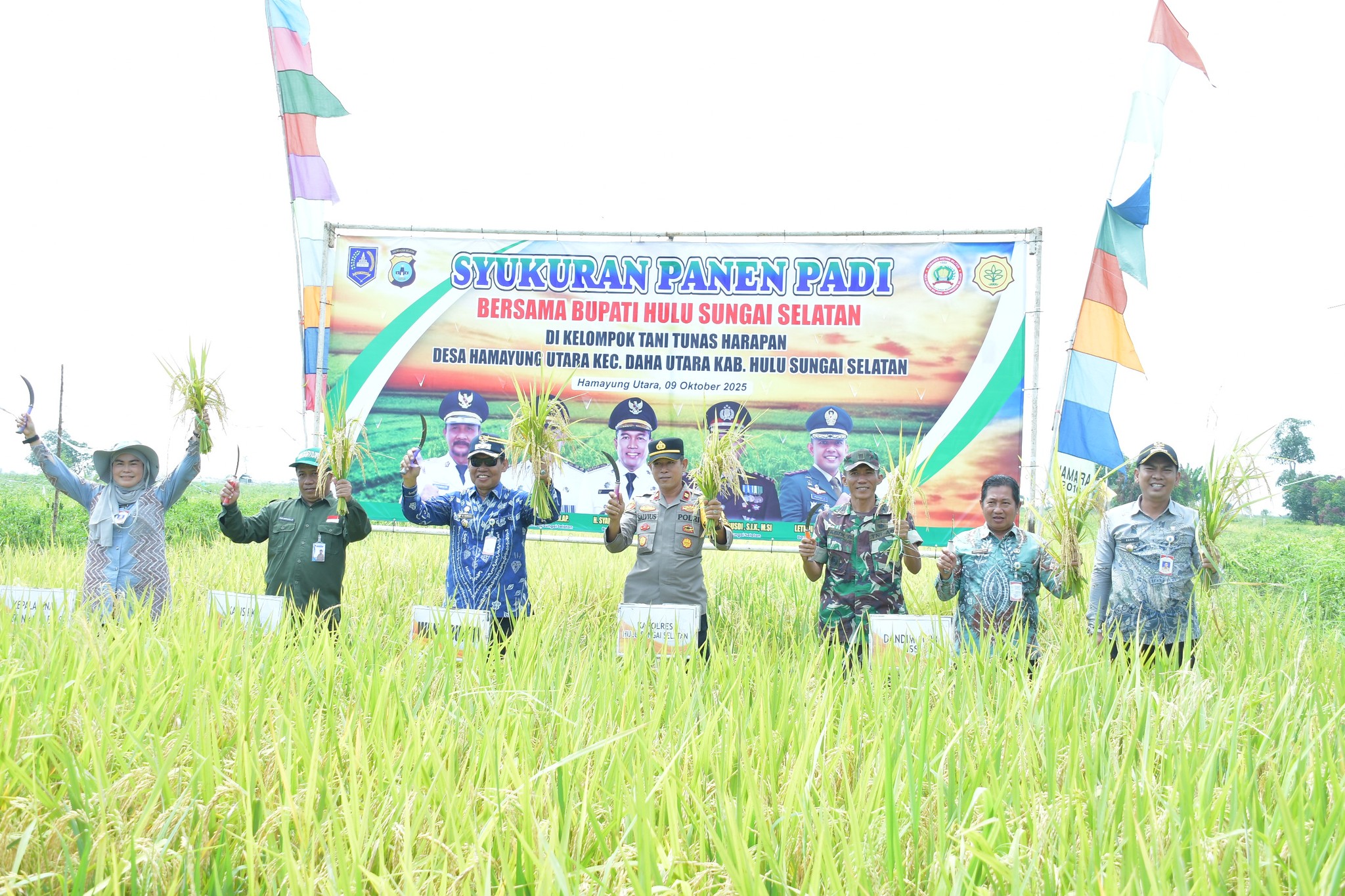 KELOMPOK TANI “TUNAS HARAPAN” GELAR SYUKURAN PANEN, PEMKAB HSS DORONG INOVASI DAN PEMANFAATAN TEKNOLOGI