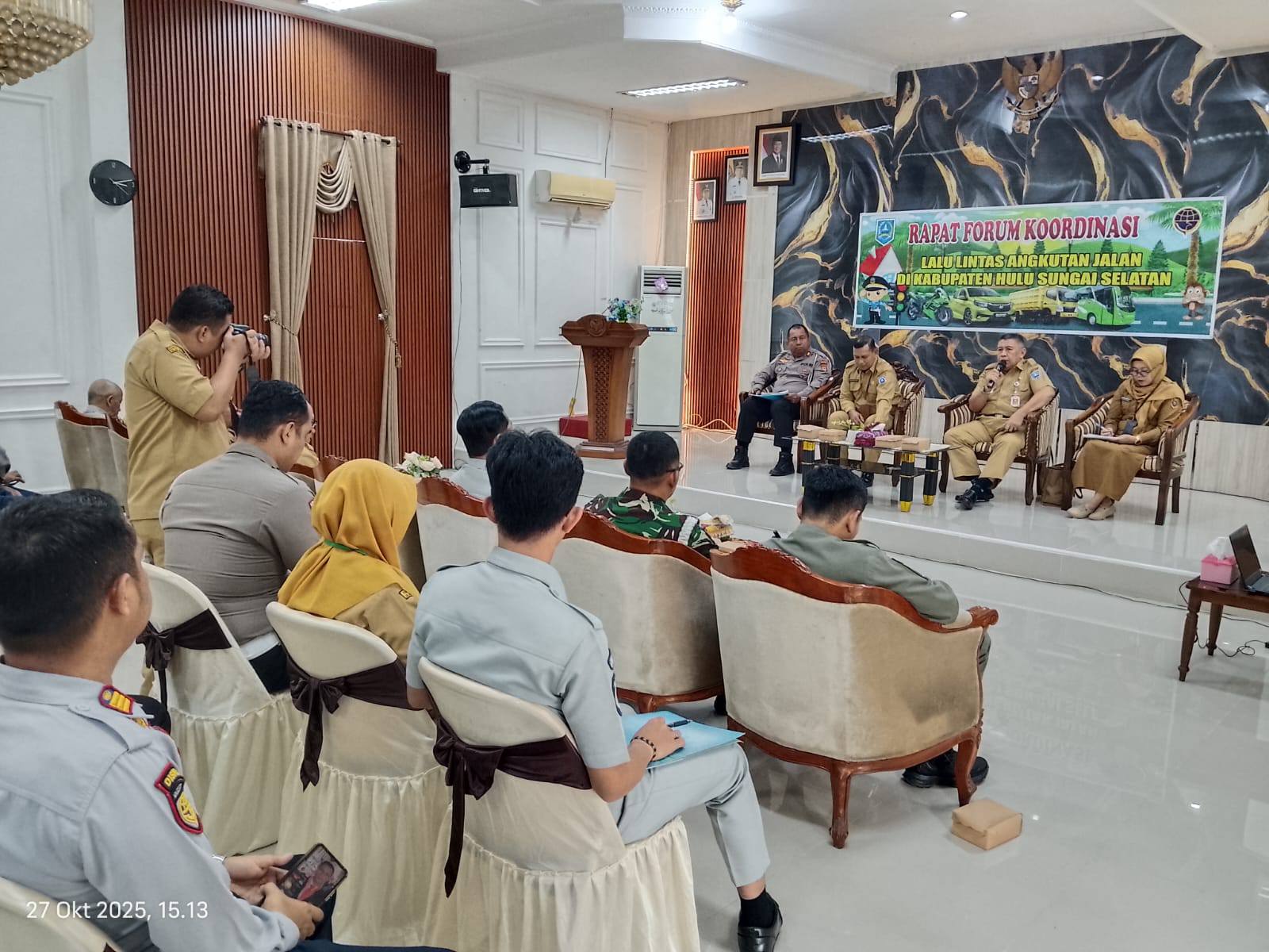 TEKANKAN KETAATAN PAJAK UNTUK KEMAJUAN TRANSPORTASI DAERAH