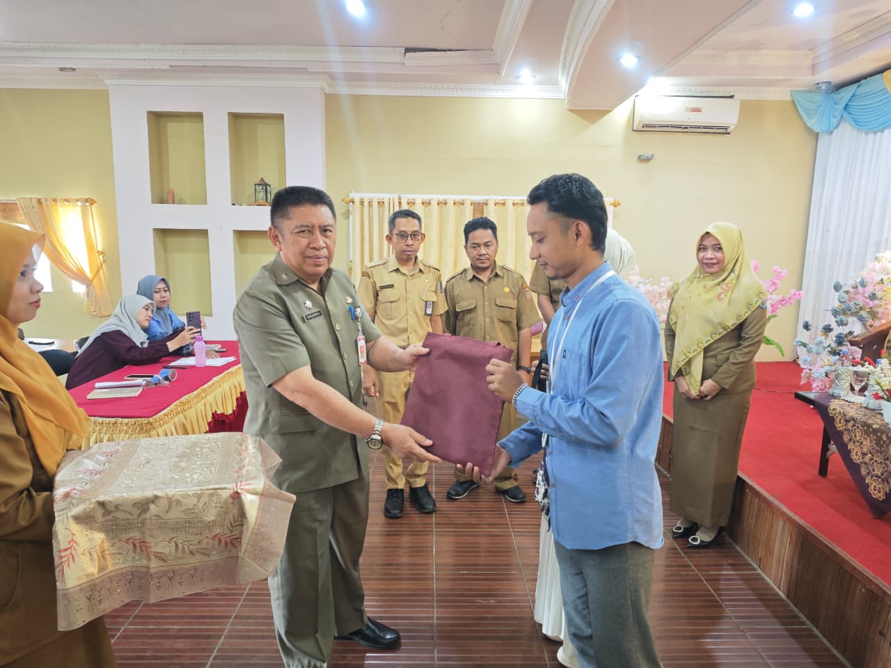 PELATIHAN PENGELOLAAN PEMBUKUAN BAGI UMKM DUKUNG KEMAJUAN USAHA DI KABUPATEN HSS