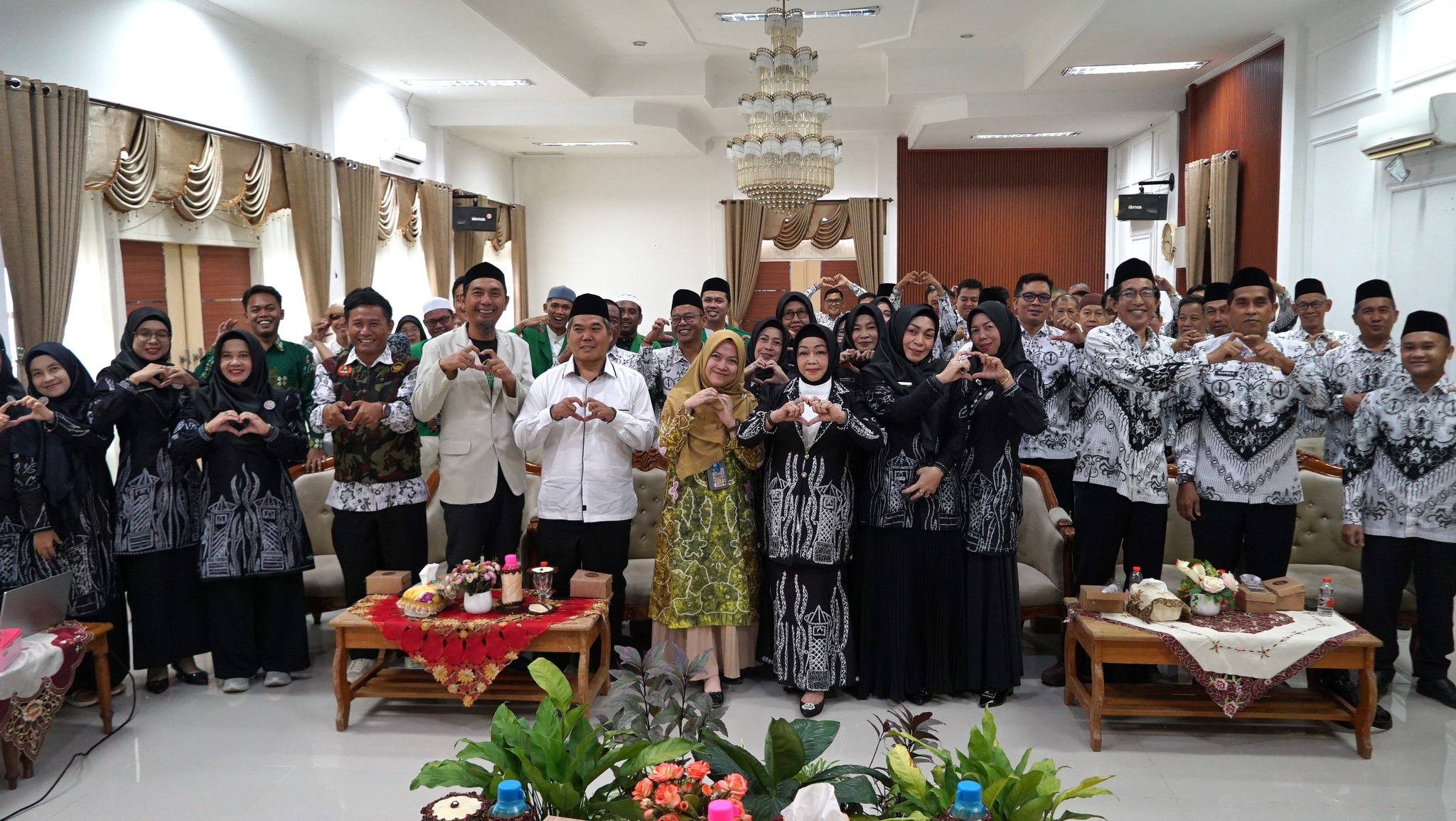 SOSIALISASI PERAN AYAH DALAM POLA ASUH TEKANKAN PENTINGNYA KOLABORASI ORANG TUA