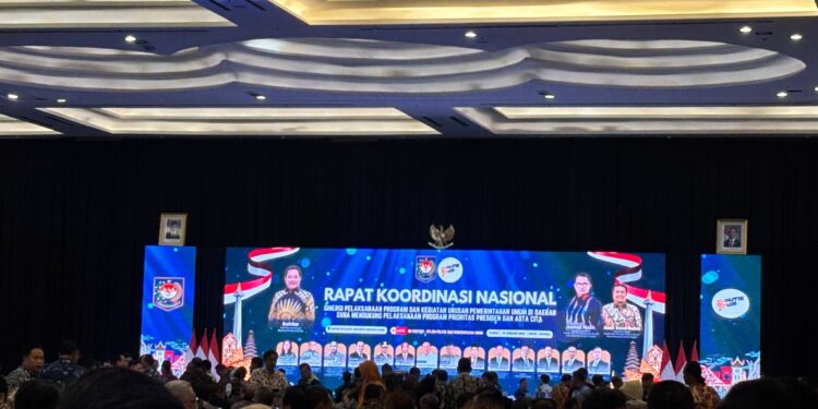 WAKIL BUPATI HSS HADIRI RAKOR NASIONAL SINERGI URUSAN PEMERINTAHAN UMUM DI JAKARTA