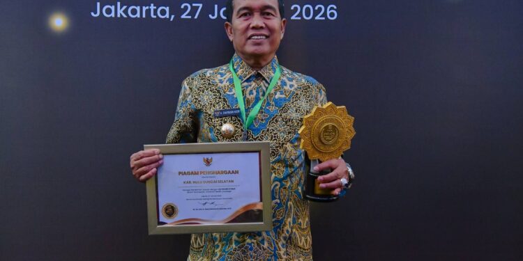 PEMKAB HULU SUNGAI SELATAN RAIH UHC AWARD 2026, LAYANAN KESEHATAN MAKIN TERJANGKAU UNTUK SEMUA
