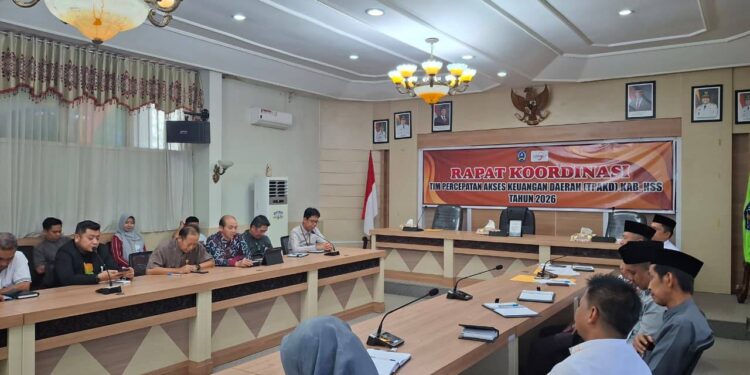 PEMKAB HSS GELAR RAPAT KOORDINASI TIM PERCEPATAN AKSES KEUANGAN DAERAH (TPAKD)