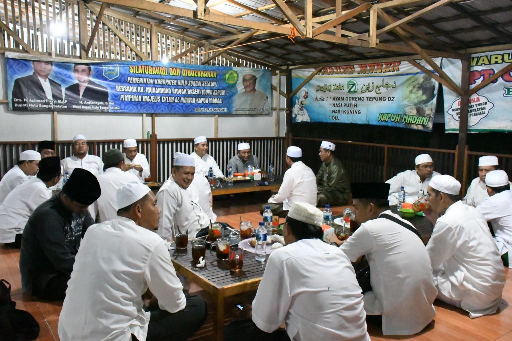 Bupati Dan Wabup Hadiri Pengajian Rutin Malam Jumat