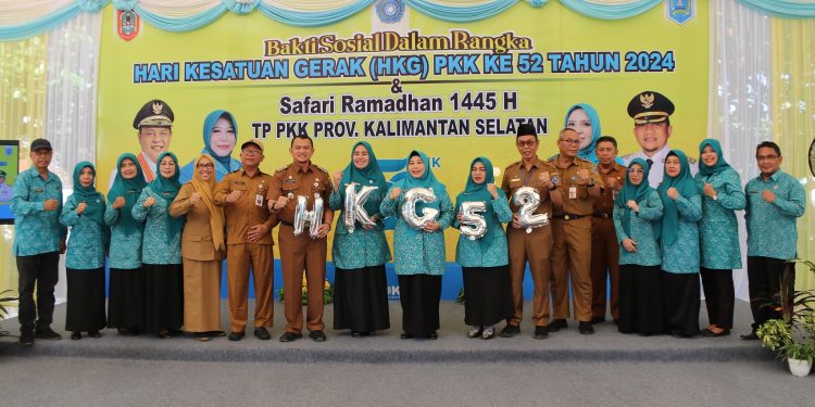 PERINGATI HKG PKK KE-52 DAN SAFARI RAMADHAN 1445 H, TP PKK PROVINSI KALSEL BERKOLABORASI DENGAN TP PKK KAB HSS GELAR BHAKTI SOSIAL