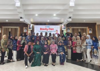 KOLABORASI TP PKK KAB. HSS DAN DPRD KALSEL, BEAUTY CLASS JADI WADAH PEMBERDAYAAN PEREMPUAN